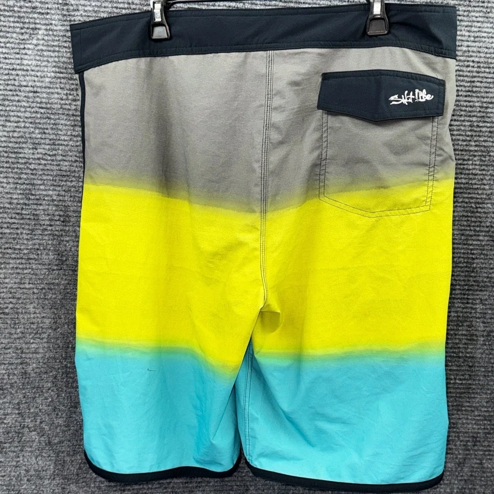 Salt Life SLX-QD Vapor Stretch Board Shorts Mens 38 Ombre Grey Yellow Blue Swim